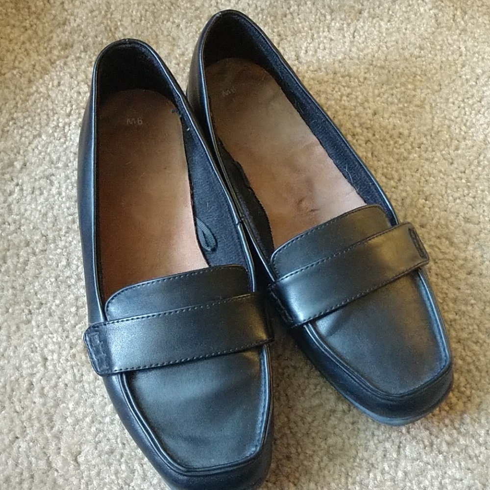 Womens dress shoes